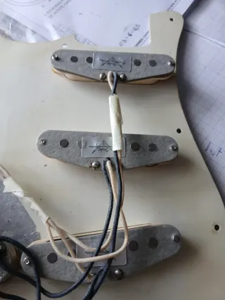 Pickguard Stratocaster 69 Custom Shop