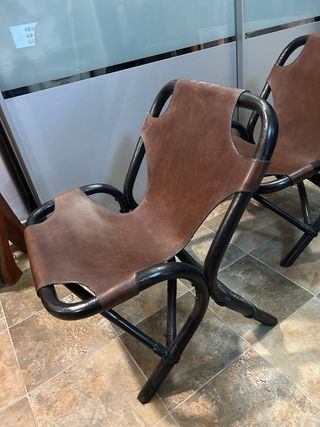 2 Sillas de Cuero y Bambú (1960-70)