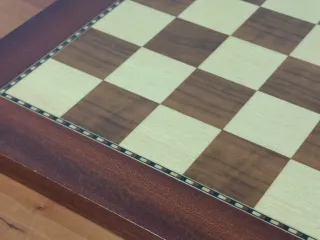 Ajedrez Staunton N.4A + tablero madera 40x40