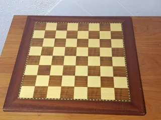 Ajedrez Staunton N.4A + tablero madera 40x40