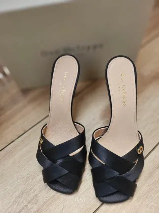 Sandalias Dee Ocleppo Negras