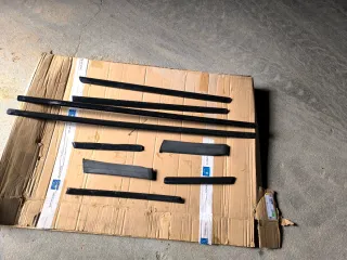 Molduras Puertas W201 Mercedes