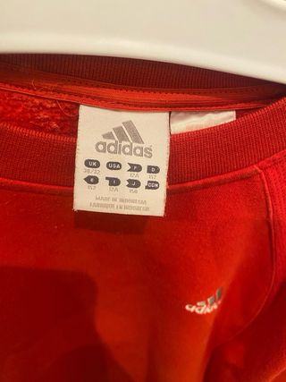 Sudadera Adidas Roja con Rayas Blancas