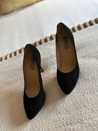 Tacones italianos negros Talla 39 zanetti