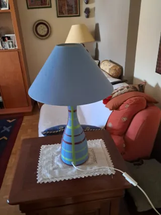 Lámpara de mesa decorativa