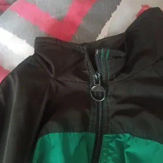 Chaqueta Bomber Negra y Verde