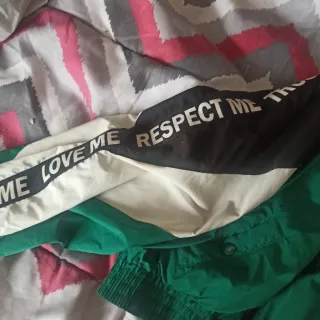 Chaqueta Bomber Negra y Verde