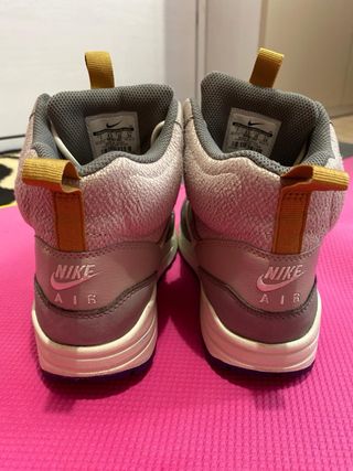 Botas Nike Air Max beige/rosa Talla 38