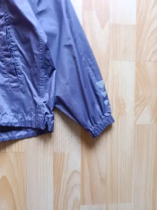 Chubasquero Quechua Talla 10 años Morado