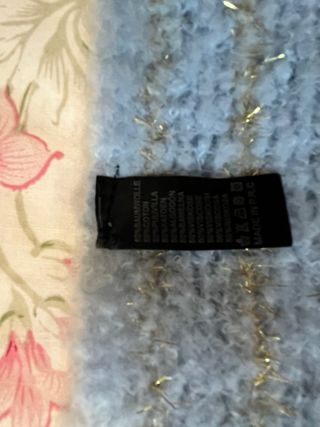 Bufanda Suave Azul Celeste con Hilo Dorado