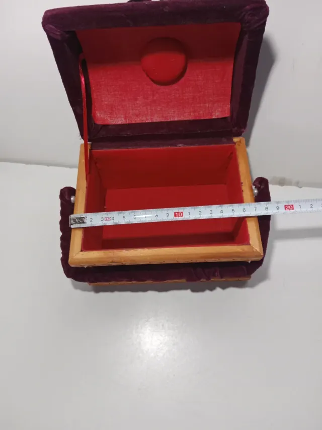 Caja de costura vintage terciopelo y madera