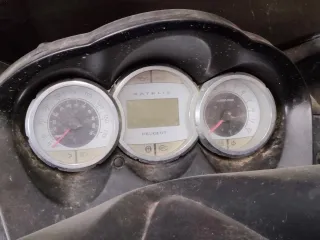 3 Peugeot Satelis 125 RS para recambios