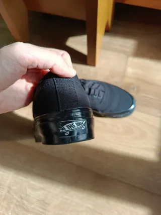 Bambas Vans Authentic Premium Negras Talla 42