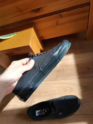 Bambas Vans Authentic Premium Negras Talla 42