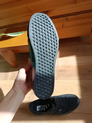 Bambas Vans Authentic Premium Negras Talla 42