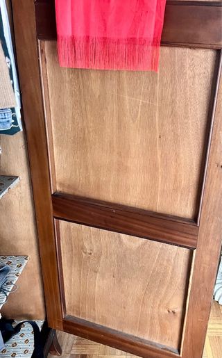 Armario ropero de madera