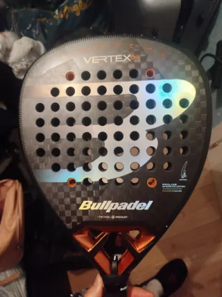 Pala Bullpadel Vertex 04