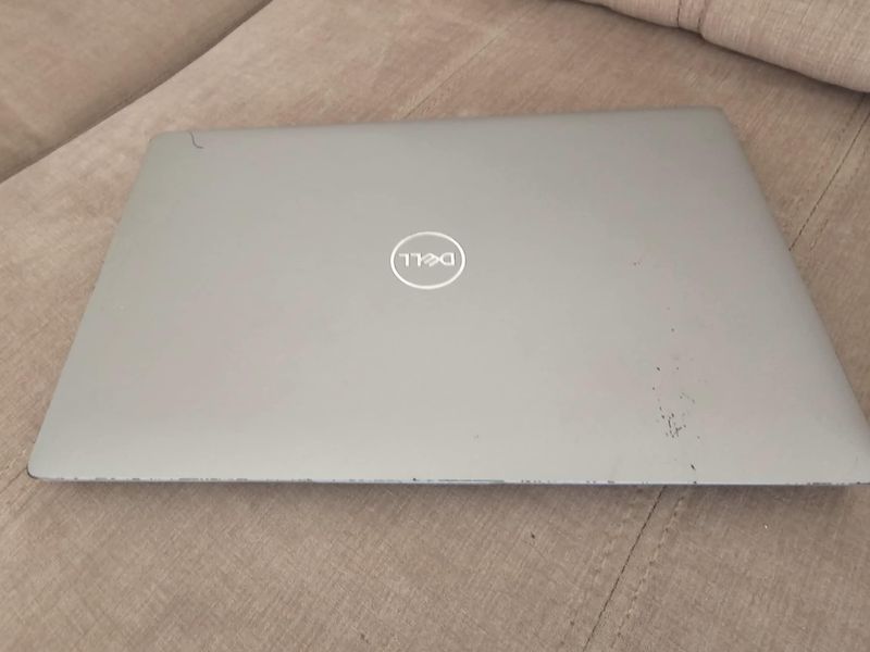 Portátil Dell Latitude i5 10ª Gen afbeelding 5