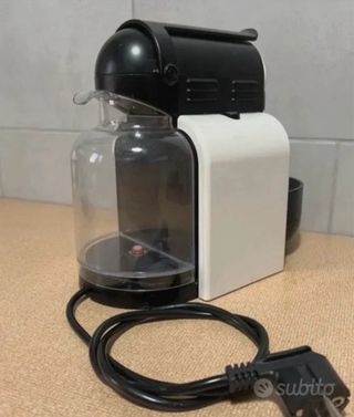 Nespresso Essenza Macchina caffè