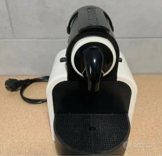 Nespresso Essenza Macchina caffè