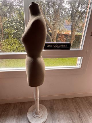 Antiguo Maniquí Elias Balleste con pie