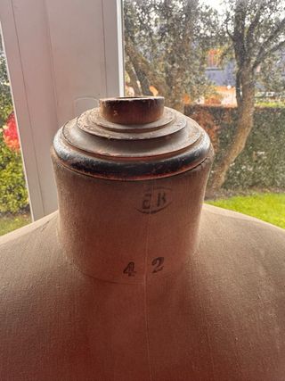 Antiguo Maniquí Elias Balleste con pie