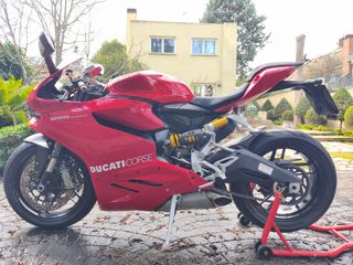 Ducati 899 Panigale Roja. 2015. 36.580 km