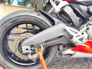 Ducati 899 Panigale Roja. 2015. 36.580 km