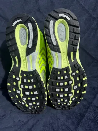 Nike Air Pegasus 2005 plateadas y amarillas