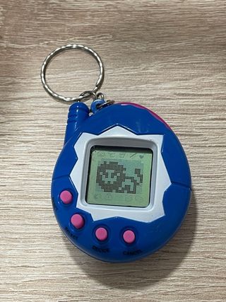 Tamagotchi Bootleg Llavero