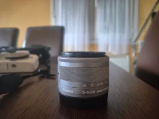 Canon M50 Mark I Blanca + Trípode Velbon