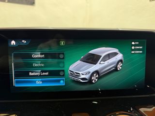 Mercedes-Benz GLA 250e AMG