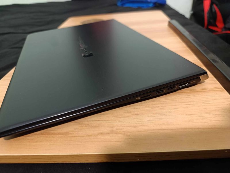 Portátil Toshiba i5 8va Gen 8GB RAM afbeelding 4
