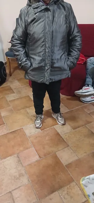 Giubbotto invernale grigio