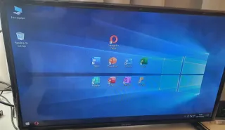 Ordenador de sobremesa Compaq y Monitor Acer