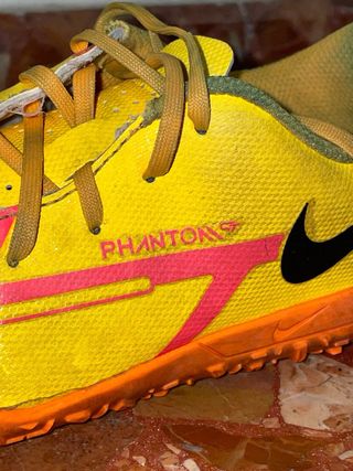 Botas de fútbol Nike Phantom