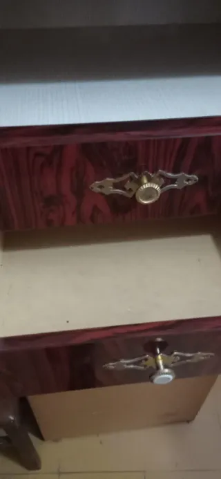 Mesita de noche madera y metal