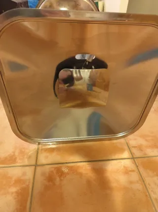 Barbacoa de carbón tipo columna