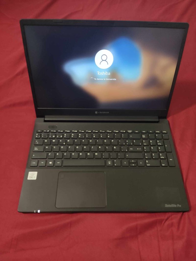 Portátil Toshiba i5 10ª Gen 16GB RAM afbeelding 2