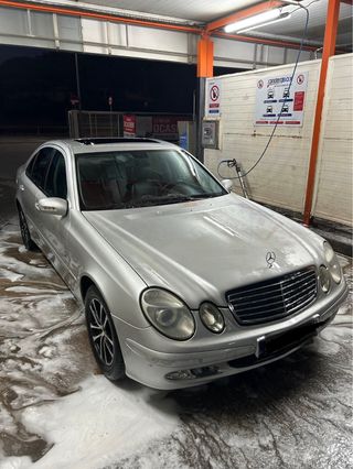 Mercedes-Benz Clase E 2004