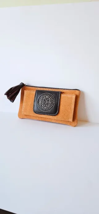 Cartera taurina mujer.