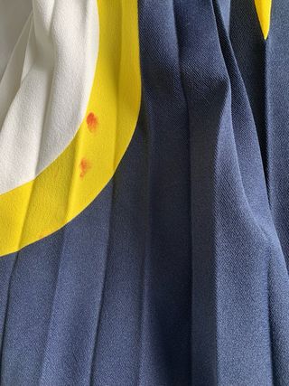 Vestido artesanal amarillo y azul