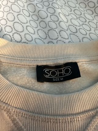 Felpa girocollo color burro con stampa