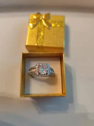 Anillo oro 18 k blanco.liminado