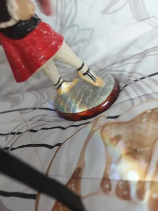 Figura de cerámica mujer bailarina