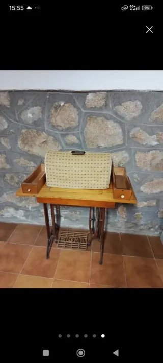 Máquina de coser Singer antigua