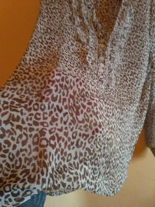 Blusa Venca Estampado Animal Print Talla XL