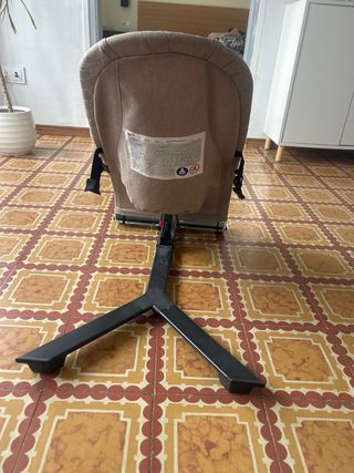 Mecedora Kinderkraft bebé casi nueva