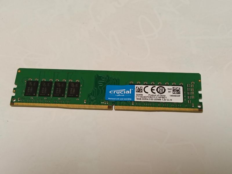 Crucial 16GB DDR4 2133MHz CT16G4DFD8213