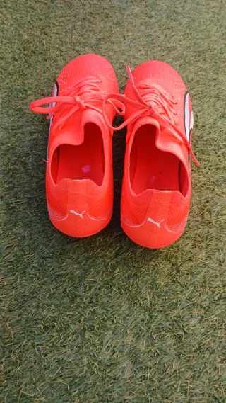 Botas de fútbol Puma Talla 41